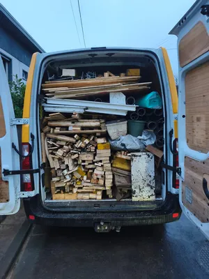 Expert en valorisation et recyclage des déchets à Étretat avec tri des gravats bois métaux et équipements électriques par une entreprise engagée en Seine-Maritime