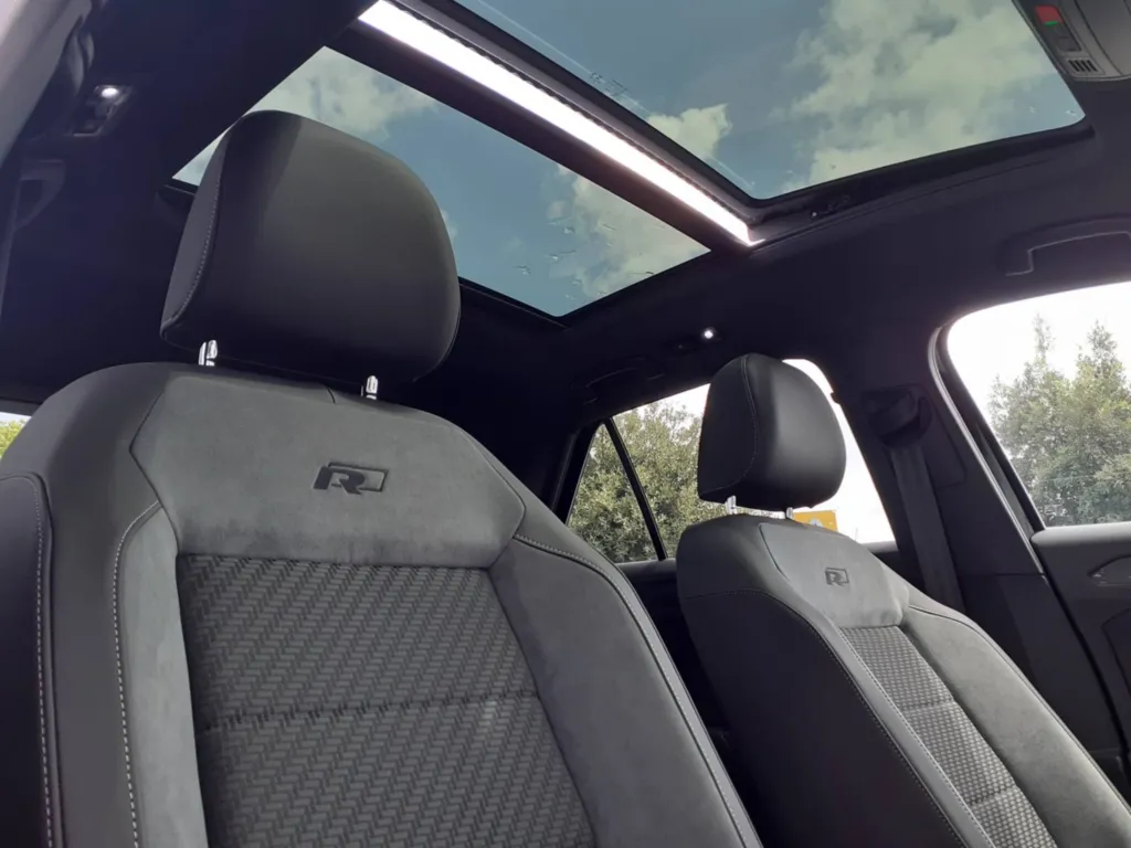 VOLKSWAGEN T-ROC OCCASION 2.0 TDI 150 DSG7 RLine Toit Pano Ouvrant Full LED JA19 près de Toulouse en Occitanie