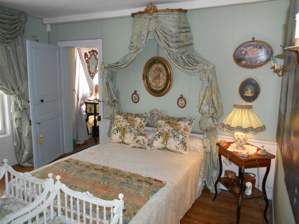 MAISON DE VILLE AVEC JARDIN BERNAY, Pays d'Ouche, Eure 27