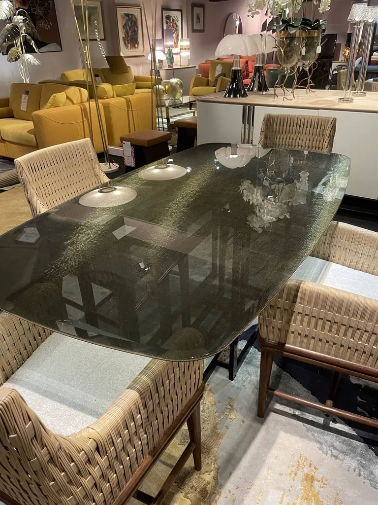 Table de repas en verre trempé et émaille doré