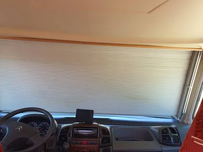 VENDU CAMPING CAR PILOTE REFERENCE G680