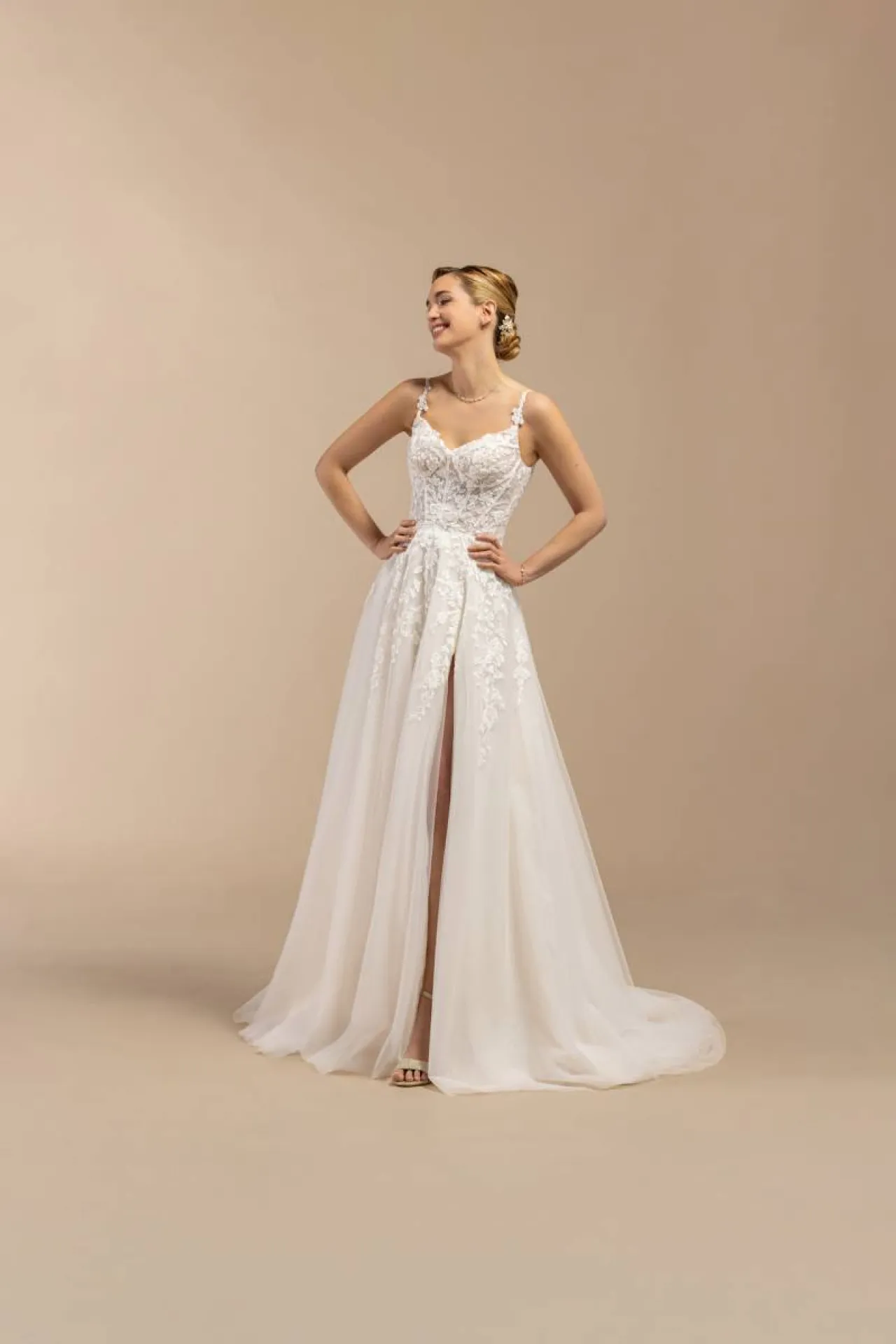 Robe de mariée avec fente à Marseille