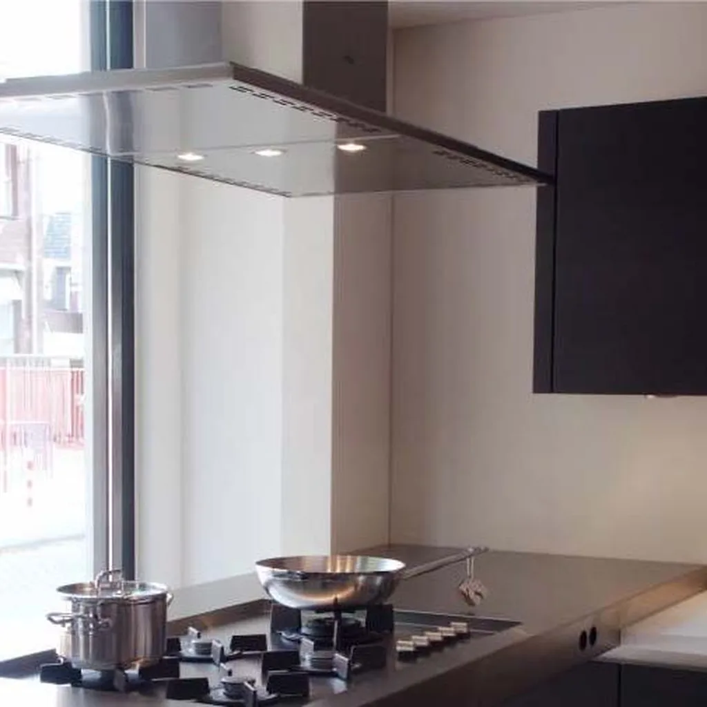 Hotte aspirante design inox Boolari Courchevel 