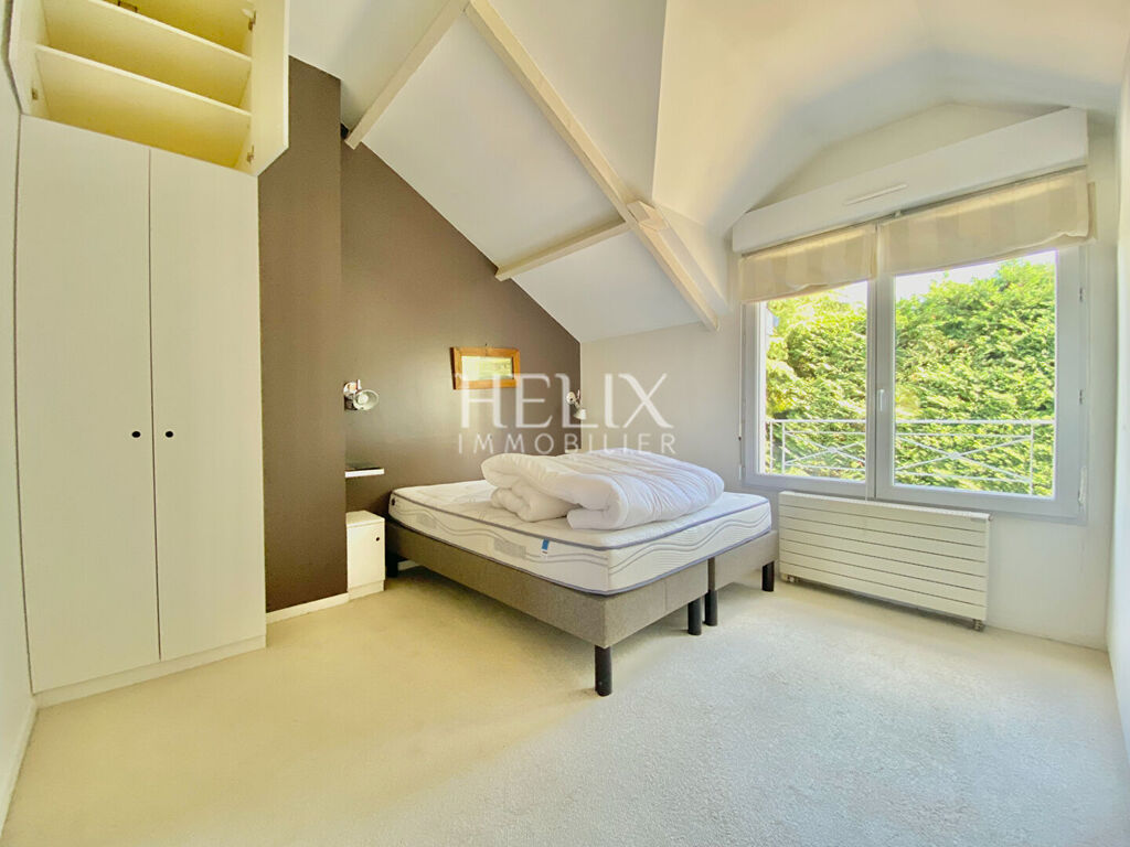 Le Vésinet Maison familiale avec studio indépendant à 10 minutes du RER A