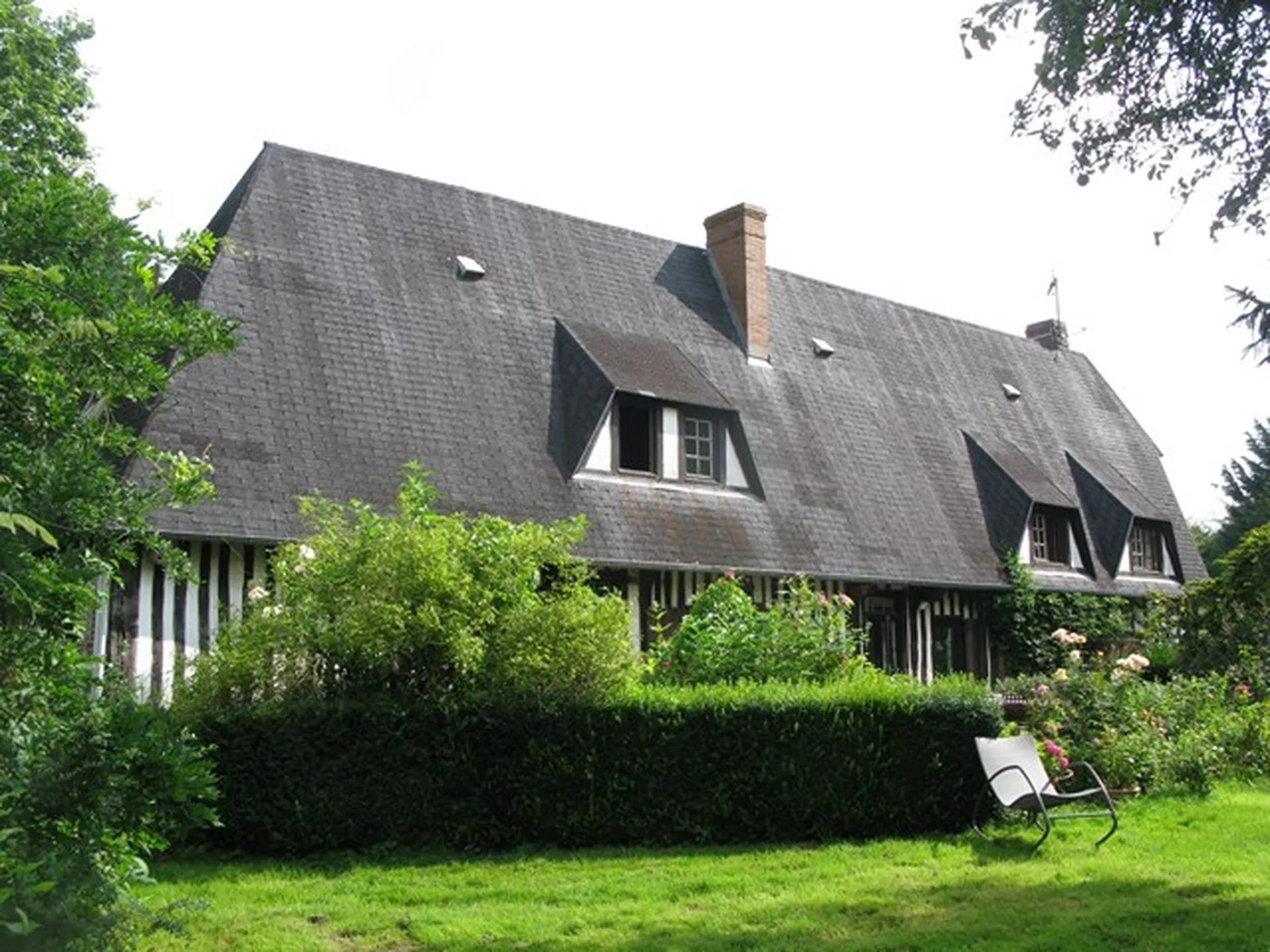 MAISON NORMANDE Proche BERNAY, Eure 27