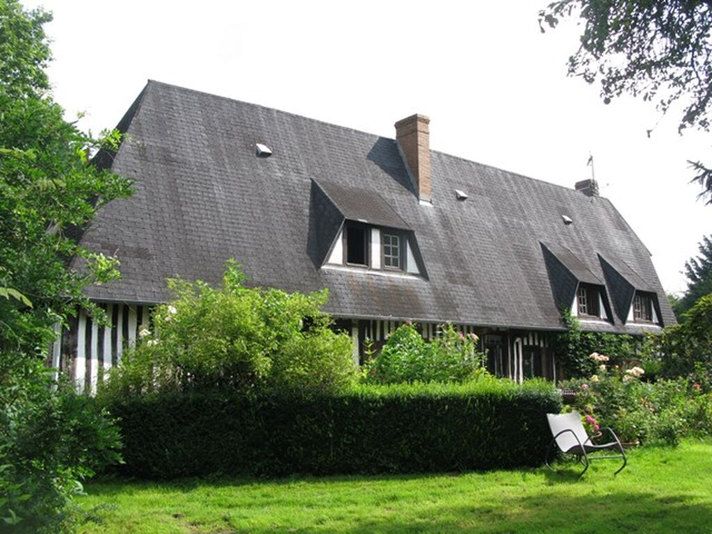 MAISON NORMANDE Proche BERNAY, Eure 27