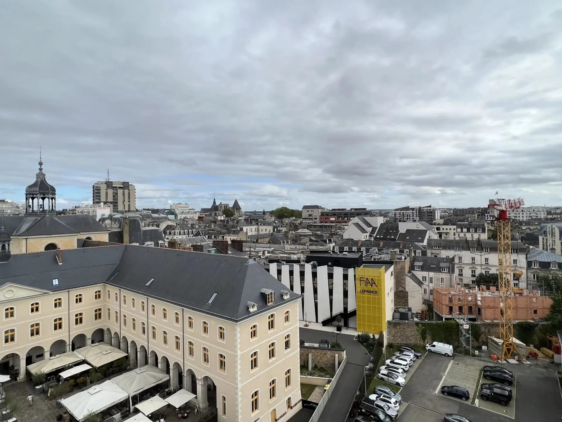 Appartement avec terrasse à vendre dans l'hypercentre du Mans