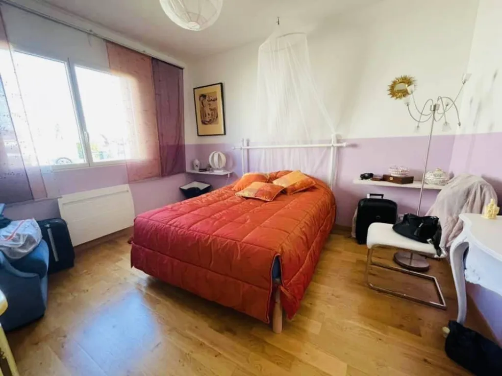 A saisir rapidement charmant pavillon de plain-pied de 165 m² habitable sur la commune de CRIQUEBEUF SUR SEINE 27340