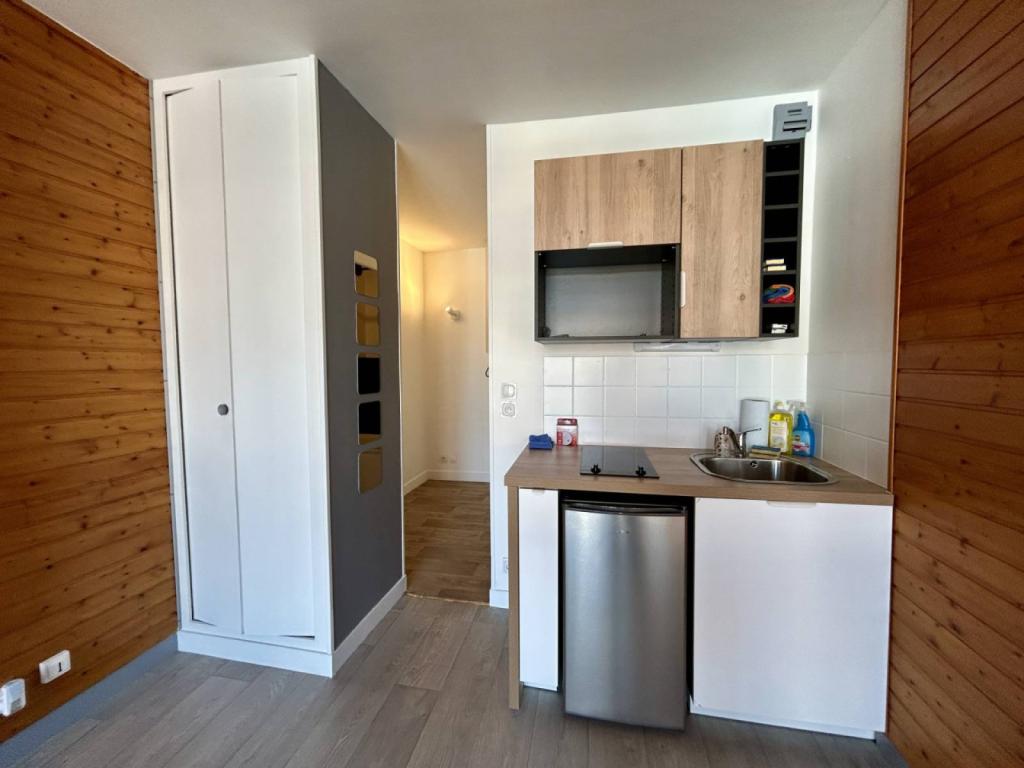 À VENDRE  Studio Refait à Neuf  Rouen Gare Rive Droite