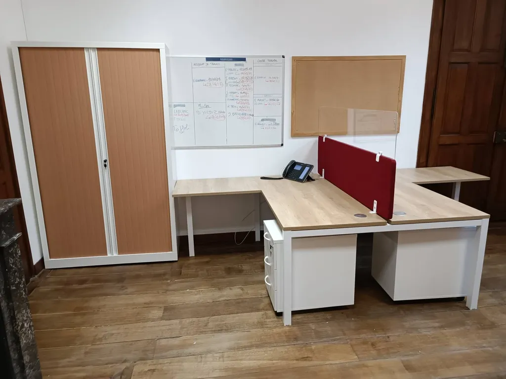 Bureaux en L face à face à Lille