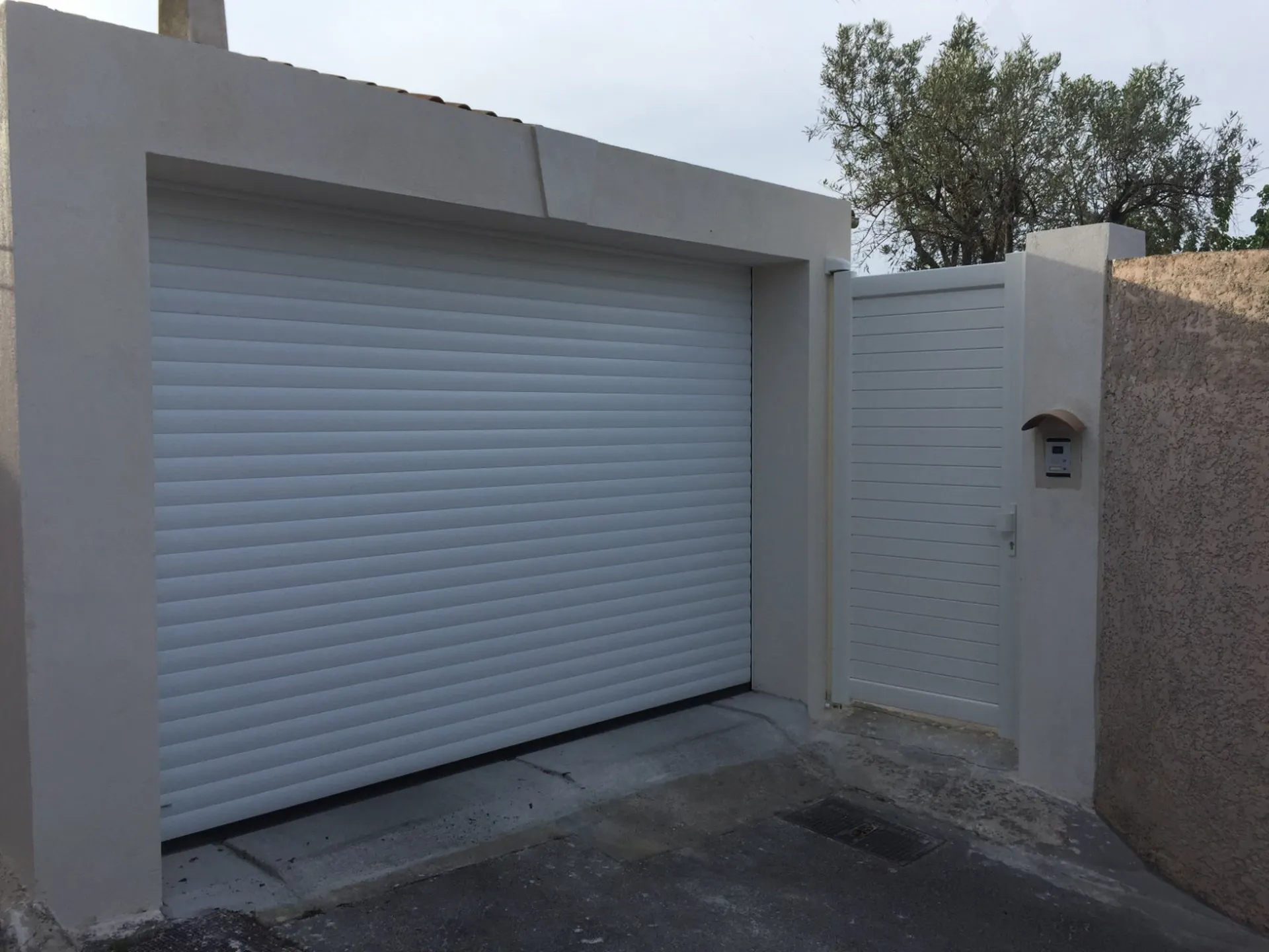 Porte de garage enroulable sur Martigues