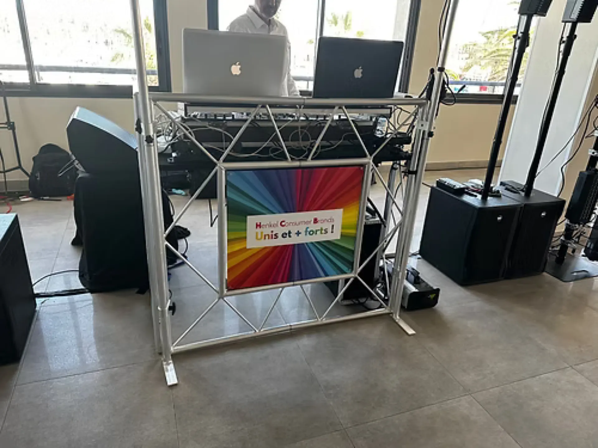 FRONT PERSONNALISE STICKERS PERSONALISE DESK DJ