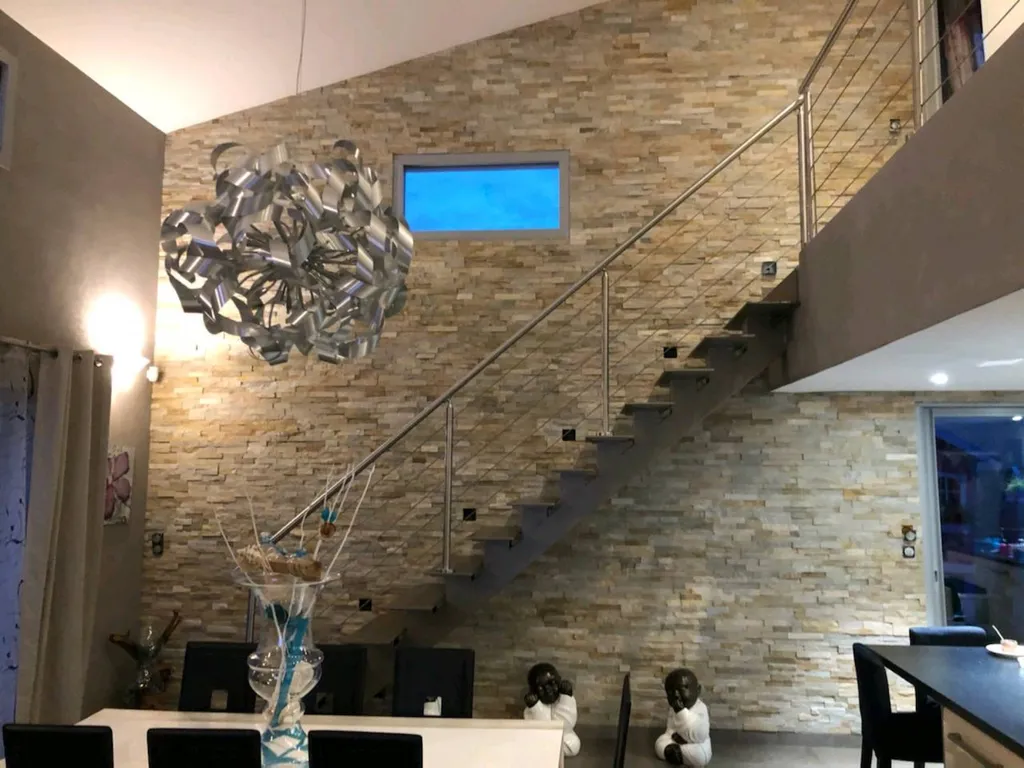 parement intérieur moderne en pierre naturelle nice grasse et monaco