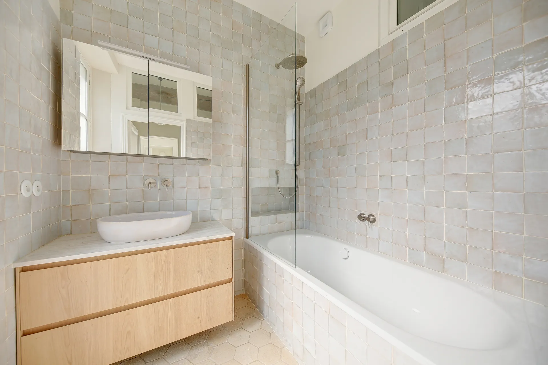 En exclusivité un appartement d'exception dans un Hôtel particulier avec jardin au coeur de Saint-Germain-en-Laye