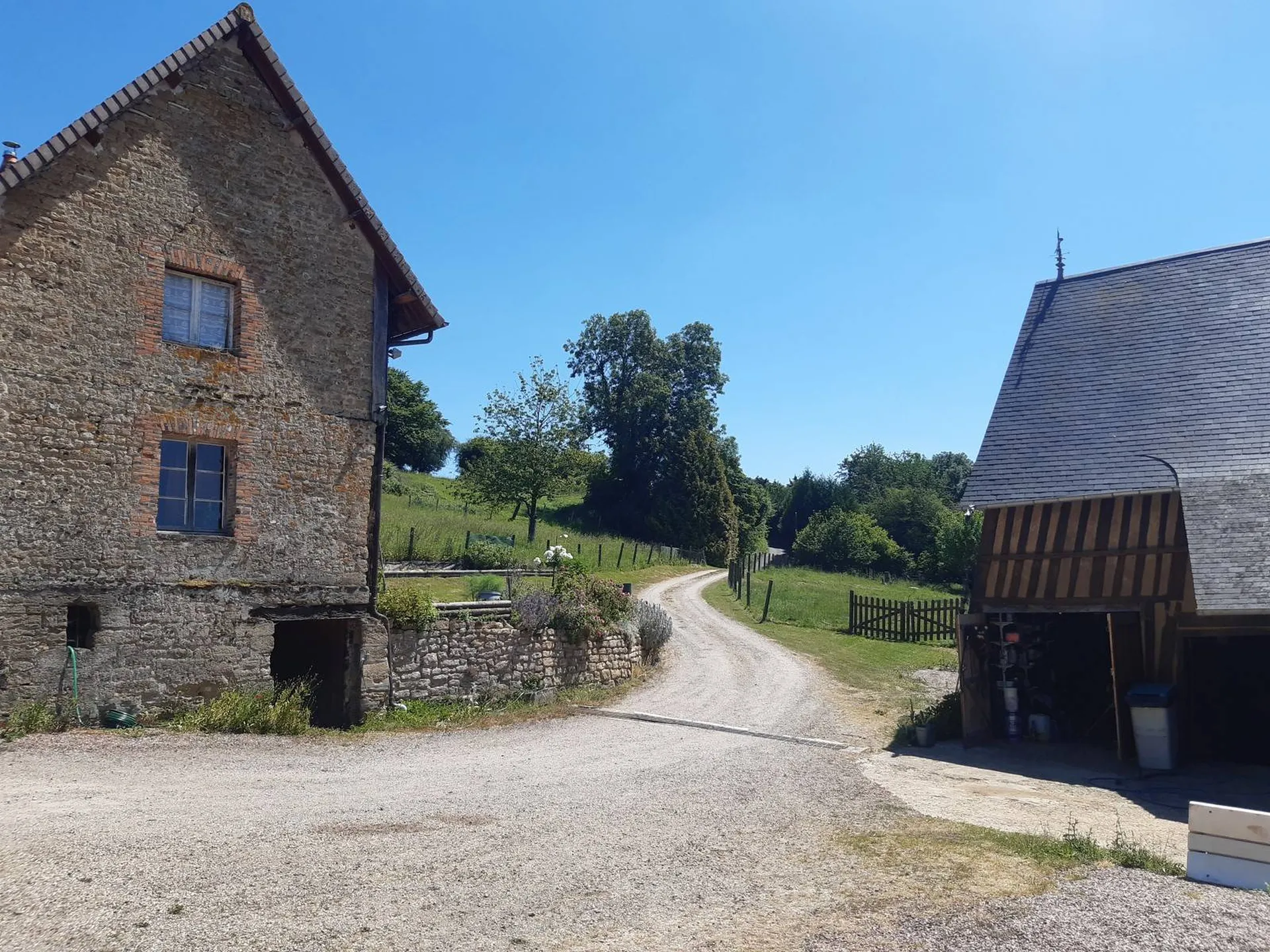 ANCIEN CORPS DE FERME, Région CAMBREMER, Calvados 14