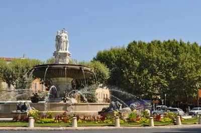 Réserver un chauffeur privé VTC entre la gare de Marseille Saint-Charles et Aix-en-Provence