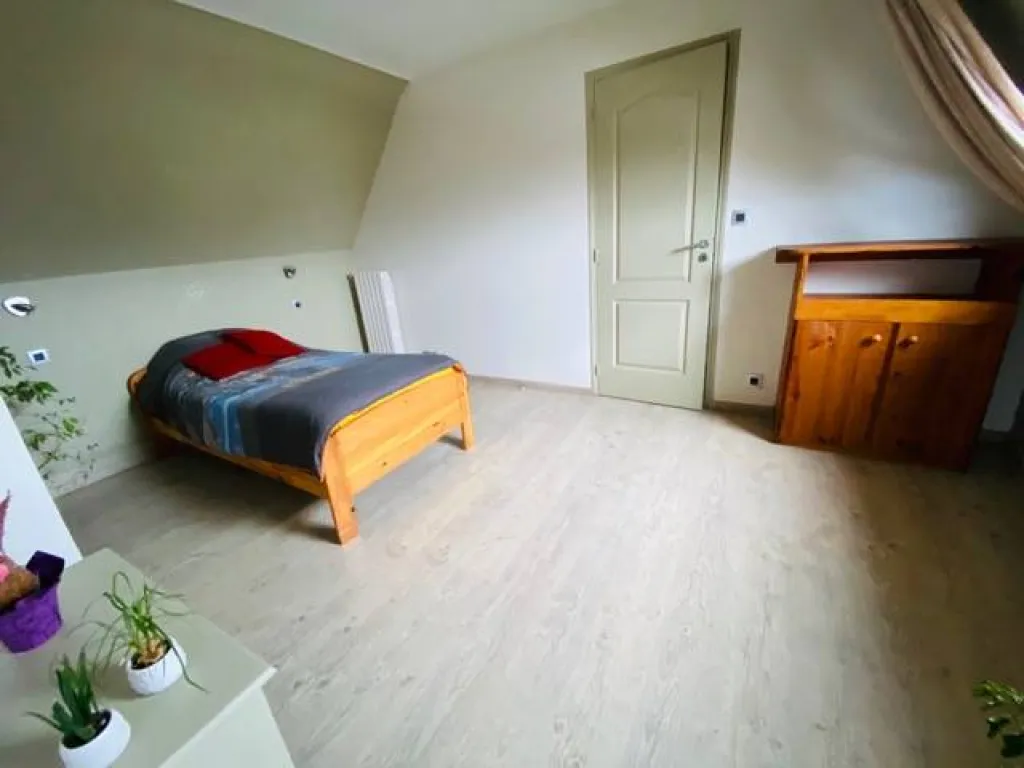 A acheter pavillon traditionnel de 102m² avec sous-sol complet sur la commune de SAINT PIERRE LES ELBEUF 76320