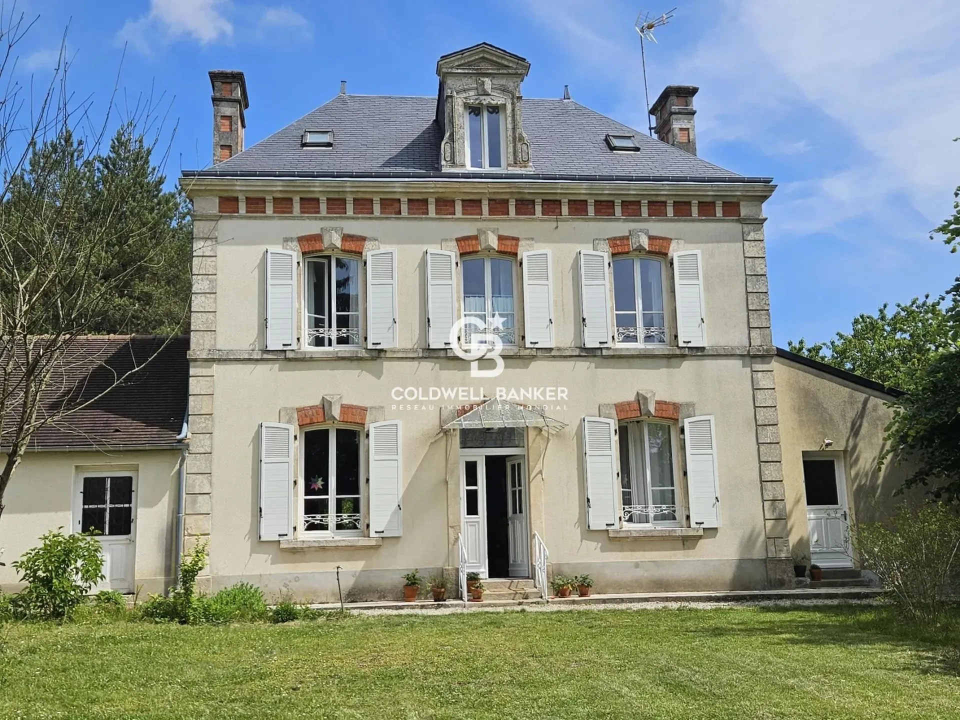 acheter une maison avec dépendance chez coldwellbanker valproperty – MAINEPRESTIGE