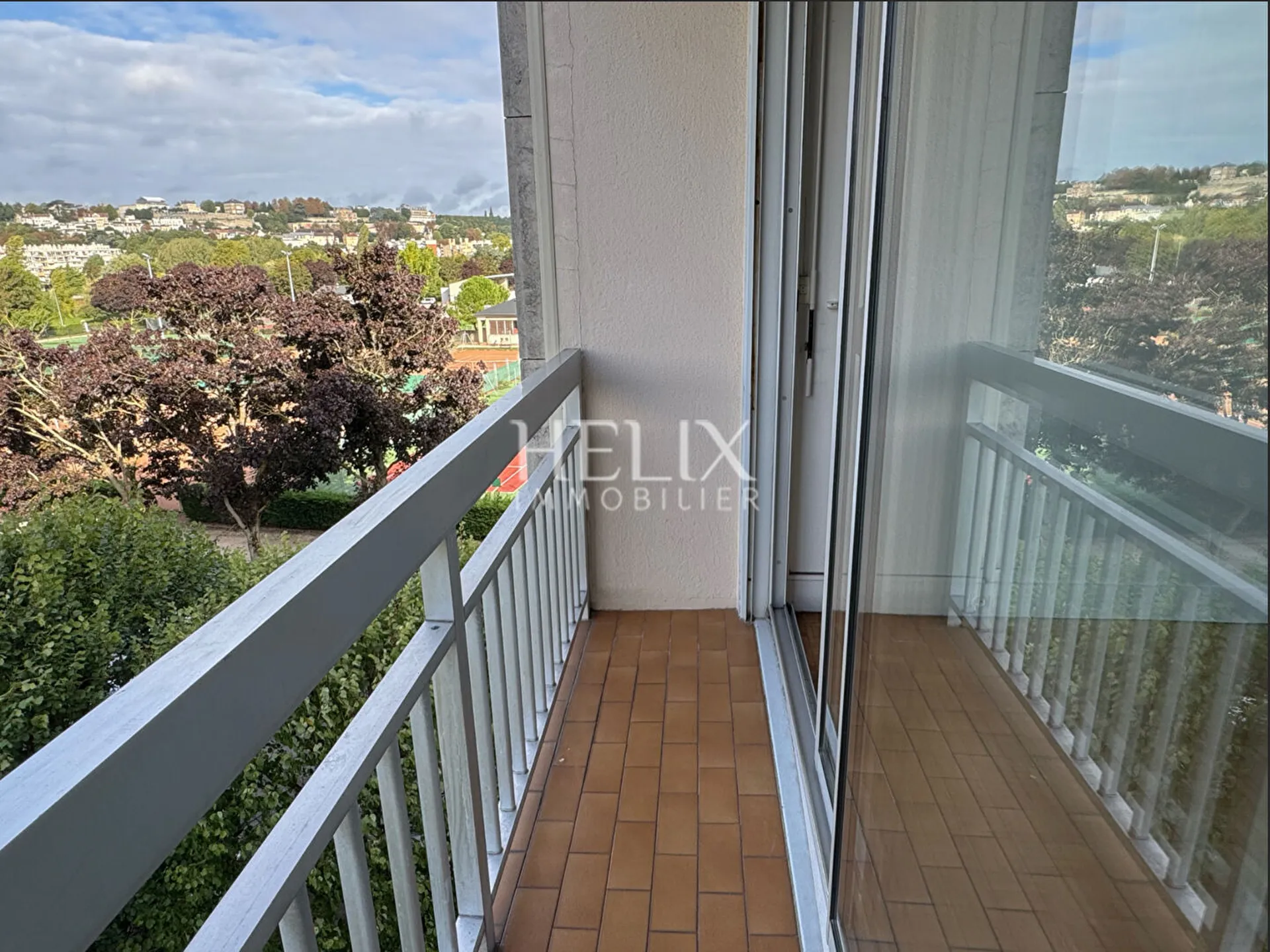 Le Pecq appartement 4 pièces près de la gare RER