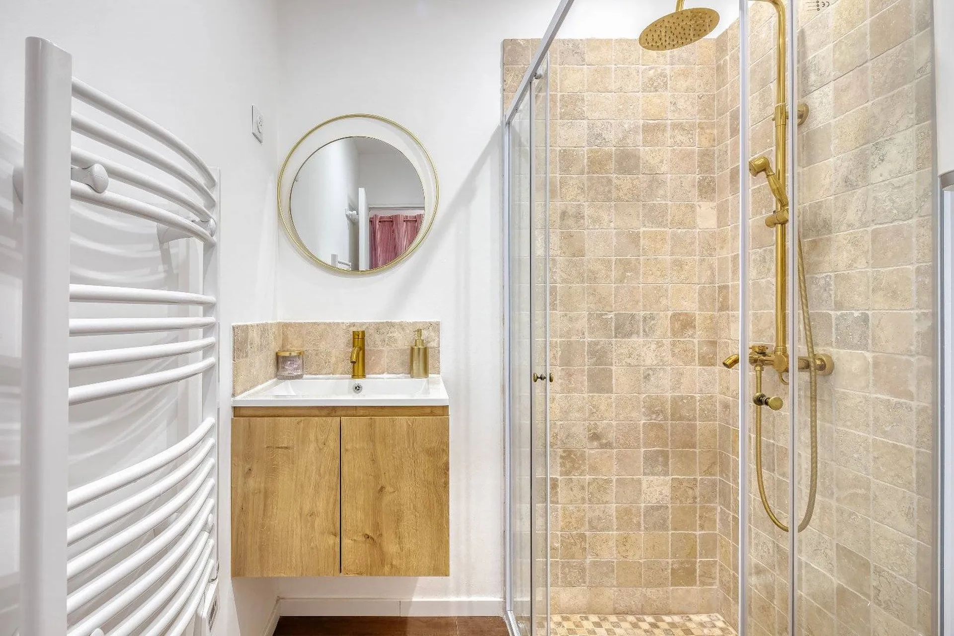 Charmant studio entièrement rénové en 2024 – Dieppe 76200 (Centre-ville / Mairie)