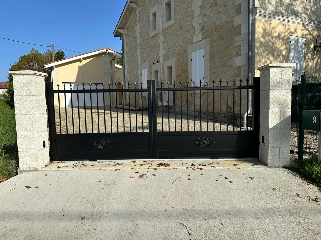  Pose d’un portail coulissant motorisé