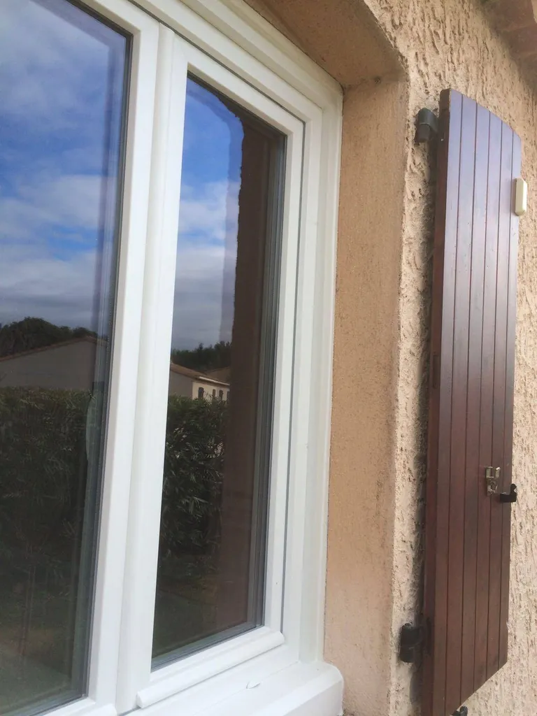 FENETRES PVC A DOUBLE VITRAGE A AIX-EN-PROVENCE
