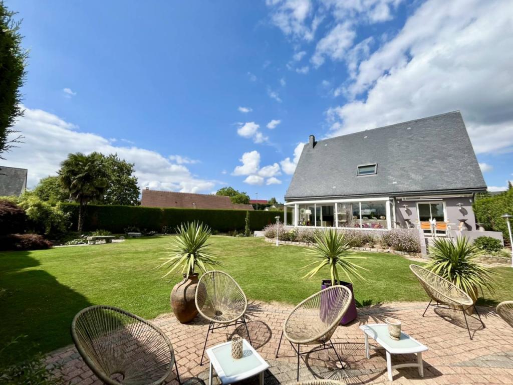 Maison Mont Saint Aignan 6 pièce(s) 168,94 m2 dans un environnement calme