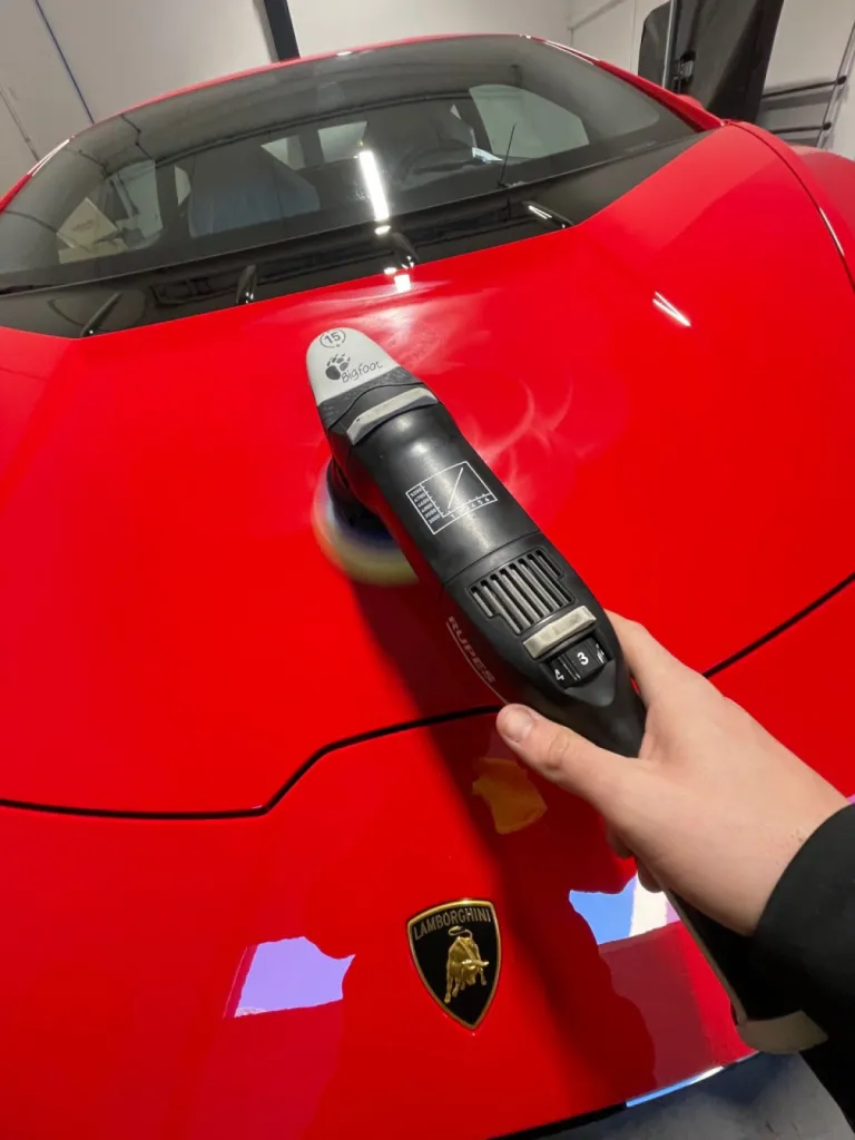 Detailing et traitement céramique Lamborghini Huracan Tecnica
