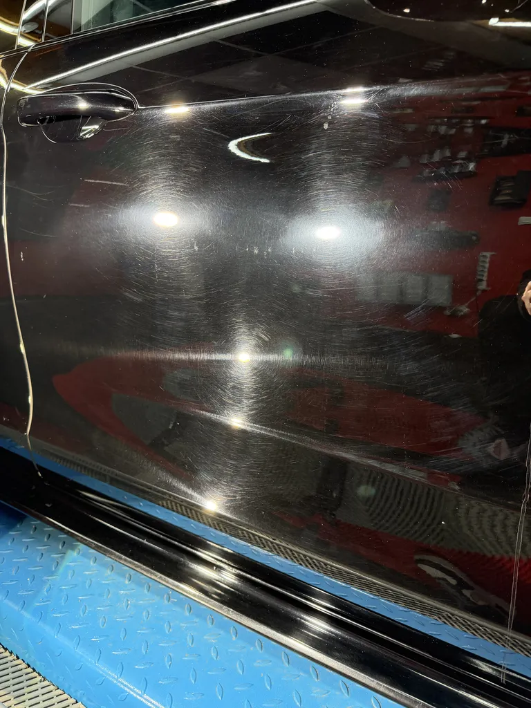 Rénovation et traitement céramique Porsche Panamera Sport Turismo à Vaugneray près de Lyon Spécialiste porsche et voiture de sport
