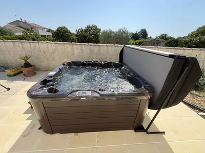 Installation d’un spa BE WELL 0575 à Manduel à coté de Bouillargues dans le Gard