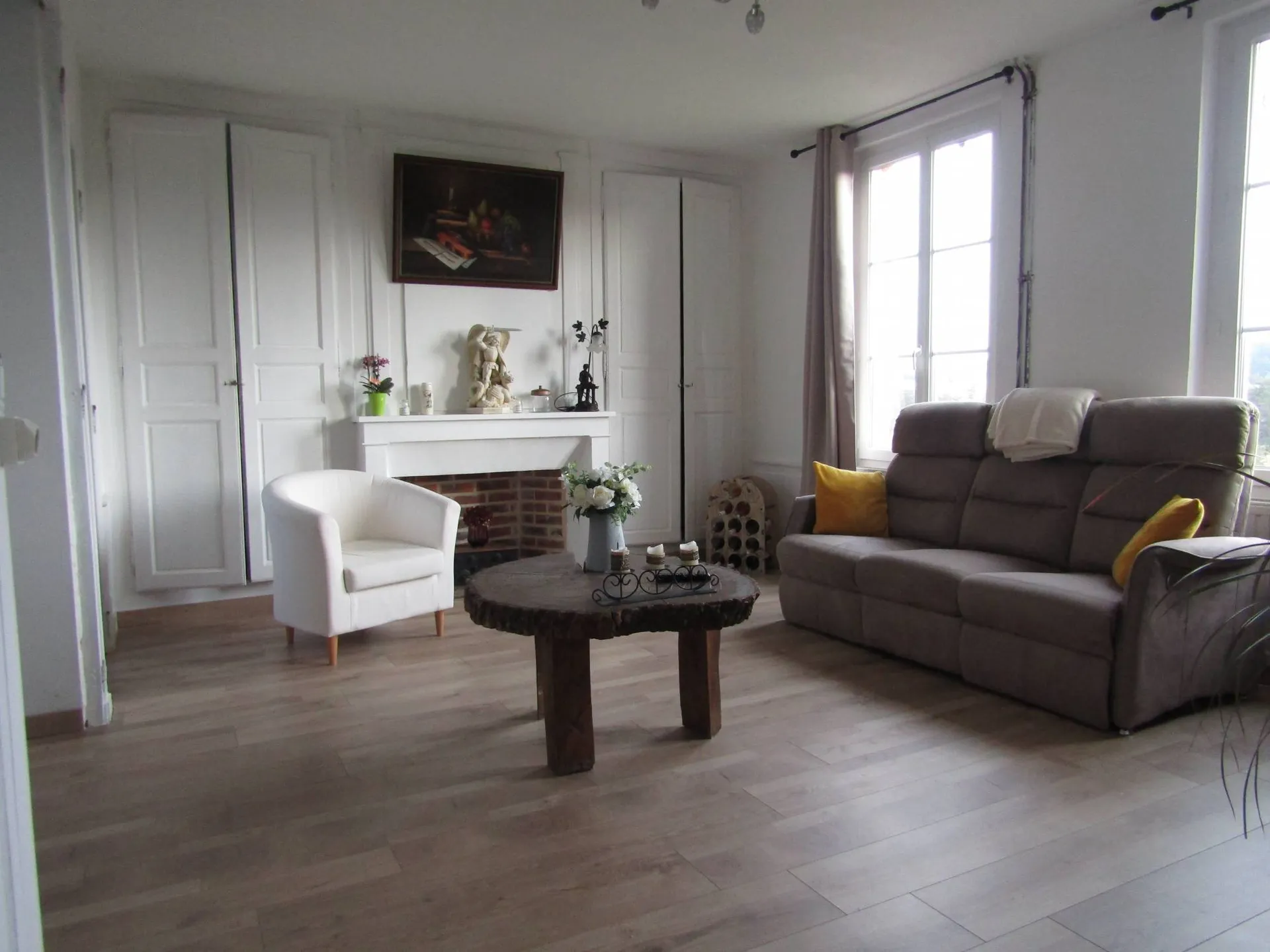 A vendre, manoir en colombages et briques, secteur Lisieux, Calvados 14.