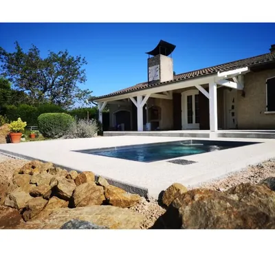 Conception d'une mini piscine en inox sans permis de construire de 2x4m à Grézieu la Varenne dans l'Ouest Lyonnais