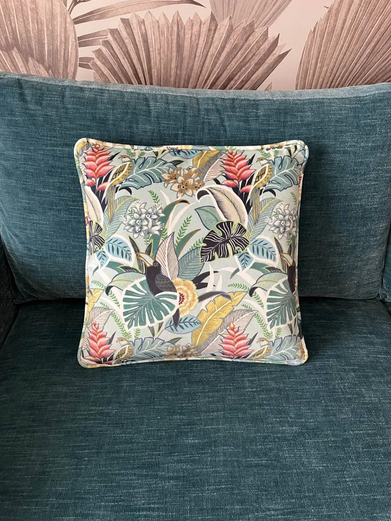 Devis réalisation de coussins sur-mesure à Lyon