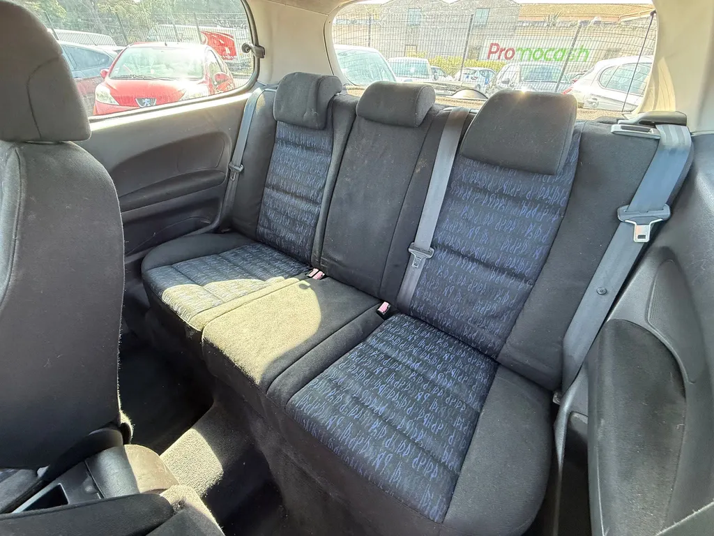 PEUGEOT 307 1.6L 16V 110CV essence 3 portes 