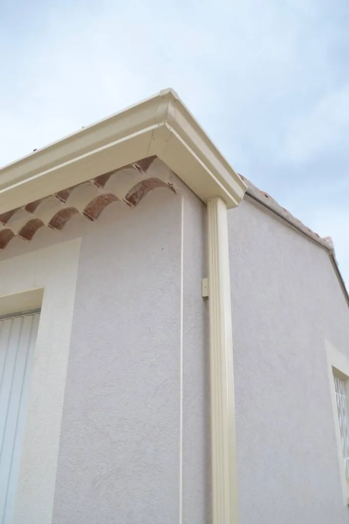 G325 IVOIRE RAL 1015 G325 IVOIRE RAL 1015