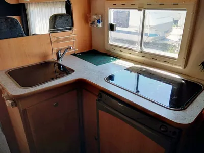 VENDU camping-car capucine CHAUSSON WELCOME 6