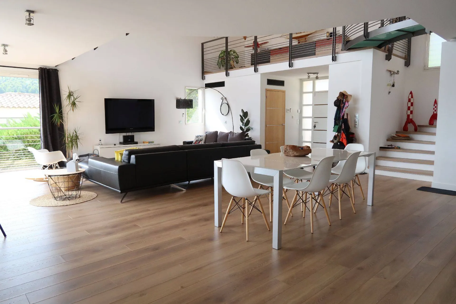 Cassis villa 6 chambres à vendre