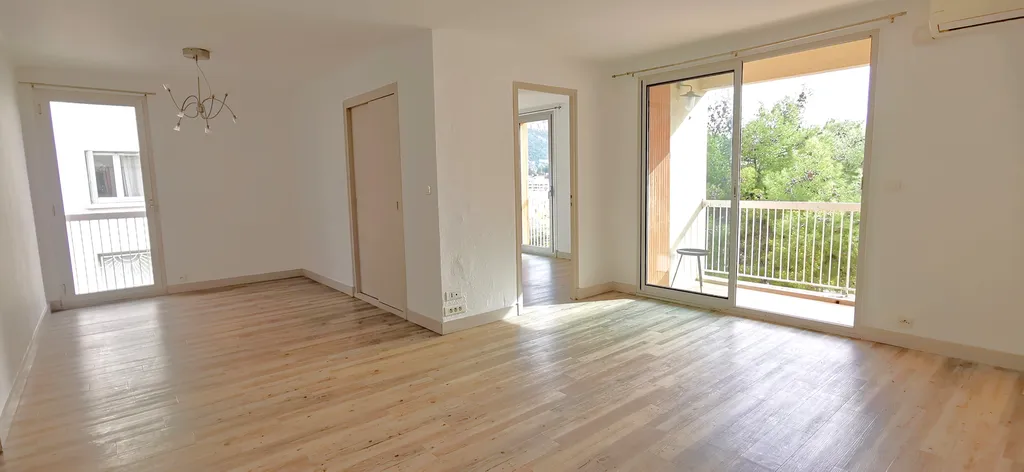 Cassis vente T3 avec balcon