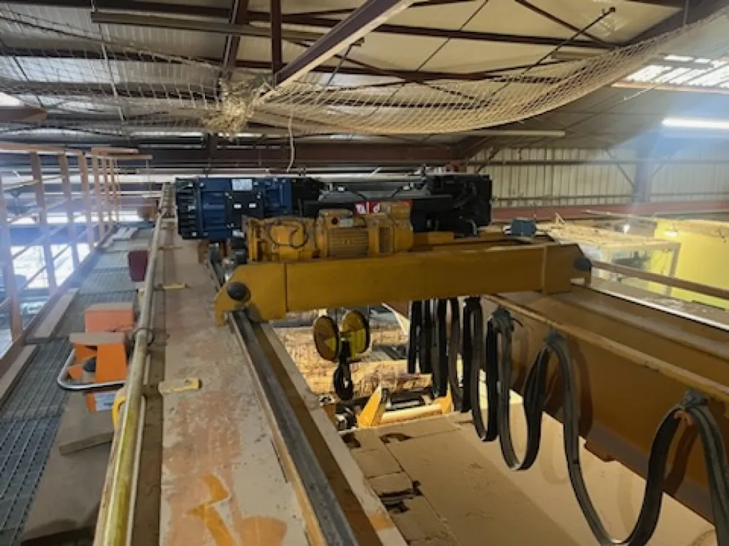 Rétrofit d'un pont en levage 3.2T et adaptation sur le chariot, dans la région de Bourg-en-Bresse