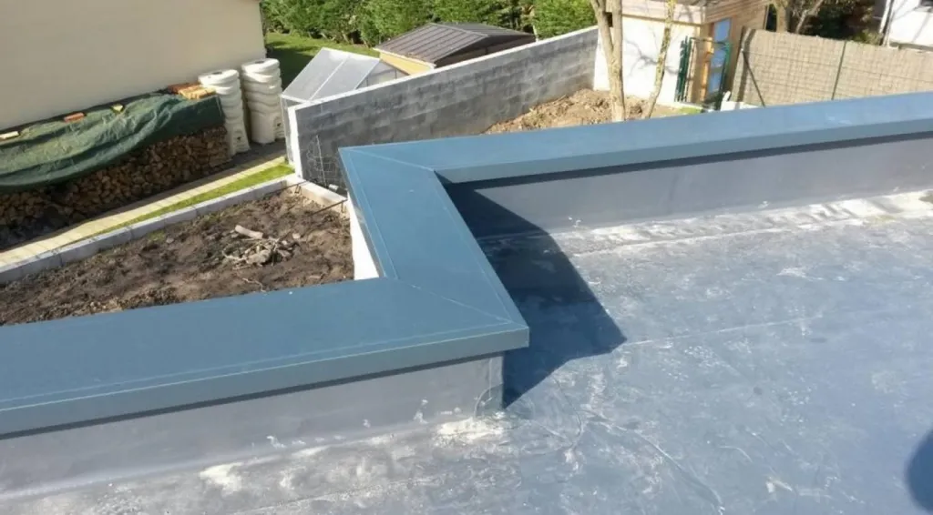 Couvertine aluminium de couleur sur mesure fabriquée sur place à Pont-Saint-Esprit dans le Gard