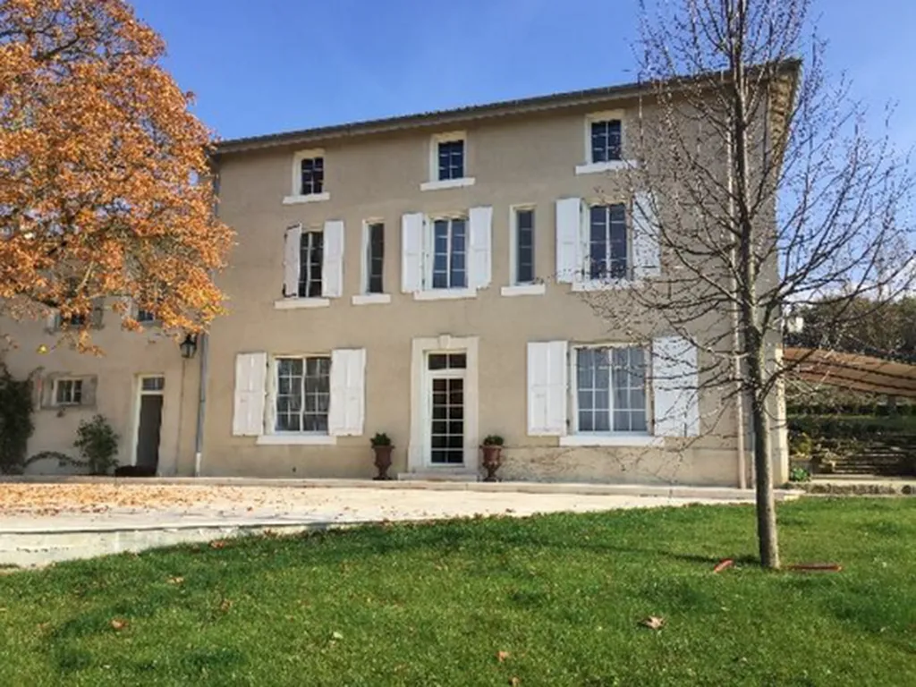 Avant rénovation de façade extérieur dans le 26