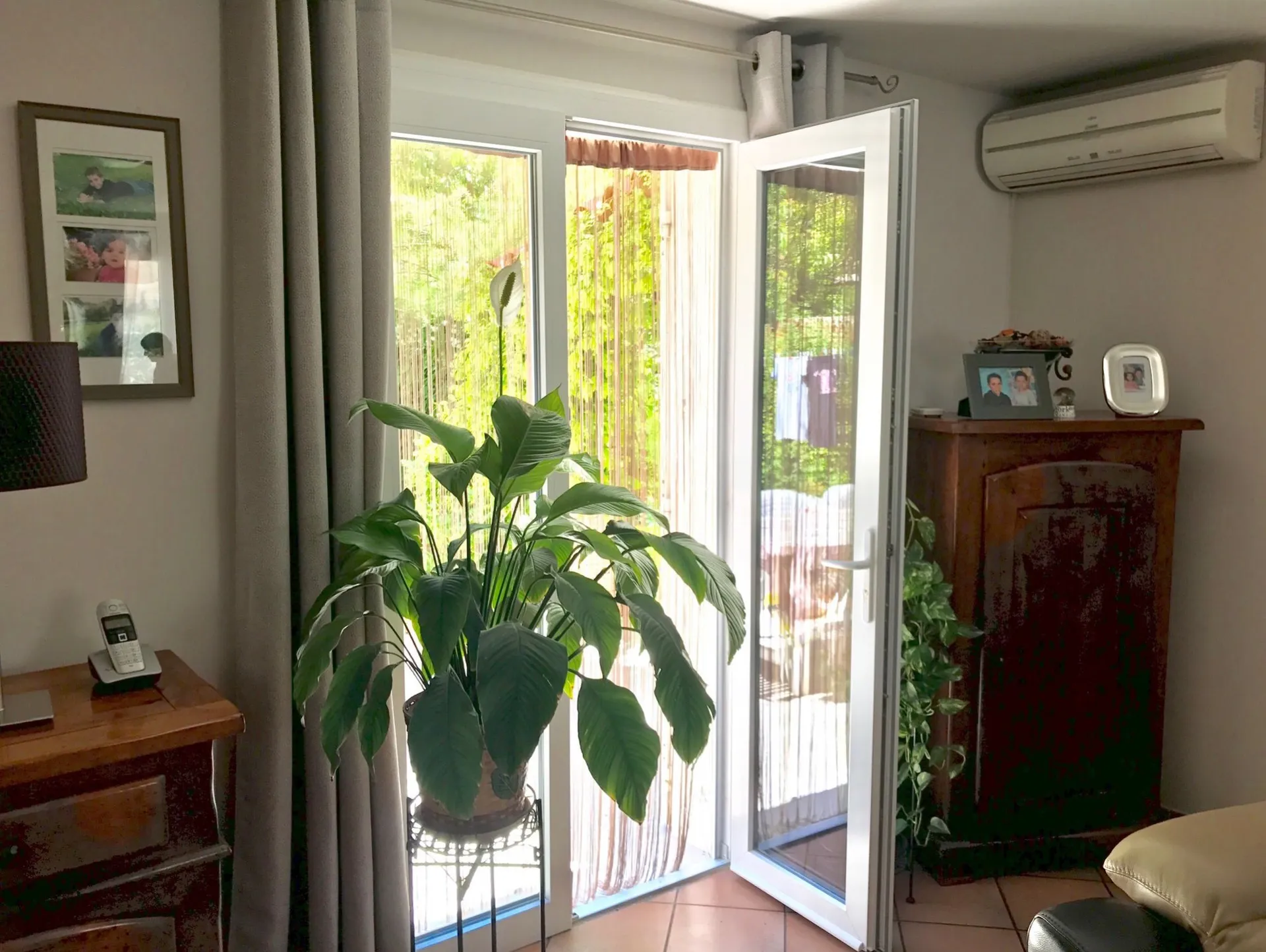 Remplacement Portes-fenêtres en PVC à 2 vantaux en ouverture à la française à CABRIES