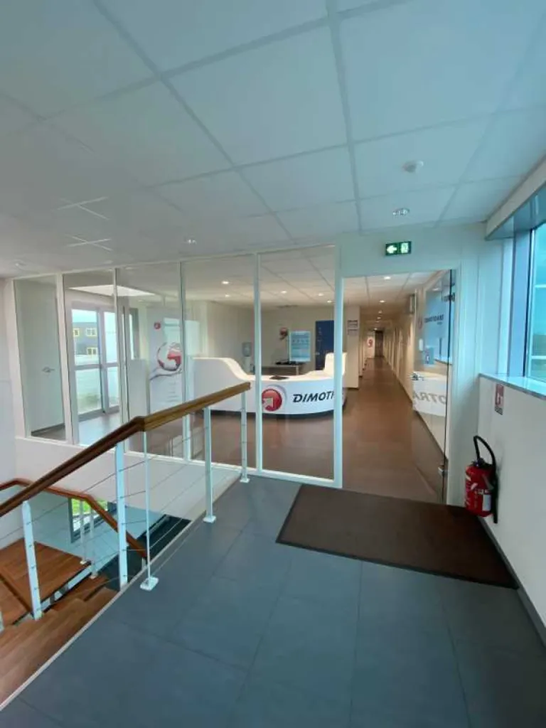 SAINT-JEAN DE LA NEUVILLE - A LOUER Bureaux de 270 m2 dans le parc d'activités de Bolbec