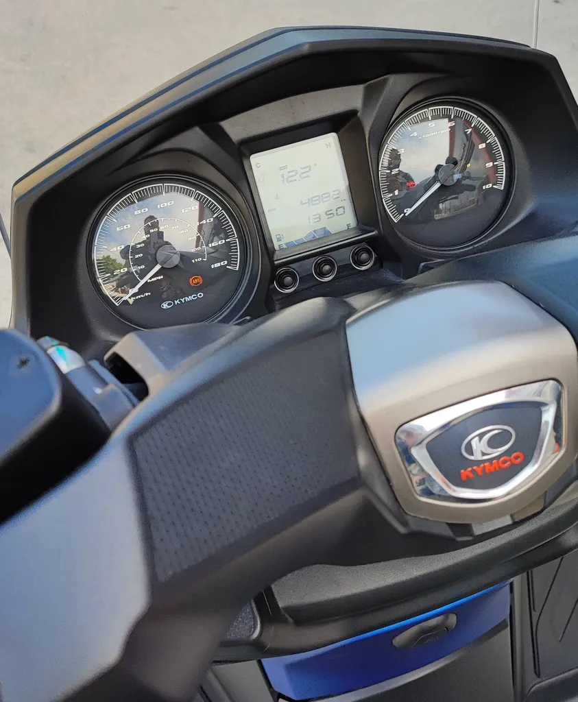 KYMCO X-TOWN CITY 300 du 03/2021 avec 5000 km