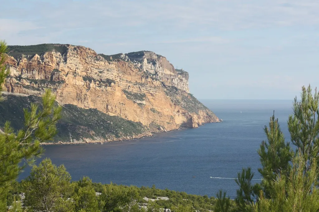 Expertise immobilière d'une maison T4 récente avec une vue mer panoramique située sur les hauteurs de Cassis 