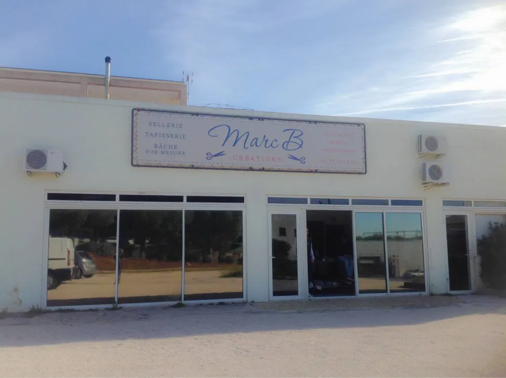 IMPRESSION NUMÉRIQUE BANDEROLE / BÂCHE PUBLICITAIRE SUR MESURE à AUBAGNE PROCHE carnoux-en-provence