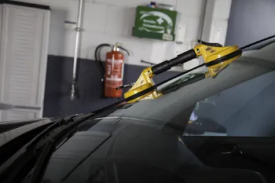 Prix pour un le changement de pare de ma voiture avec Speed Glass Marseille