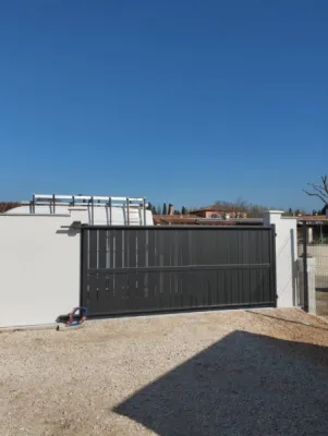 Pose de portail sur-mesure dans les Bouches-du-Rhône