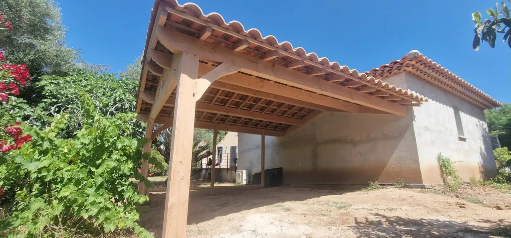 Carport 5x5.50 adossé le pradet