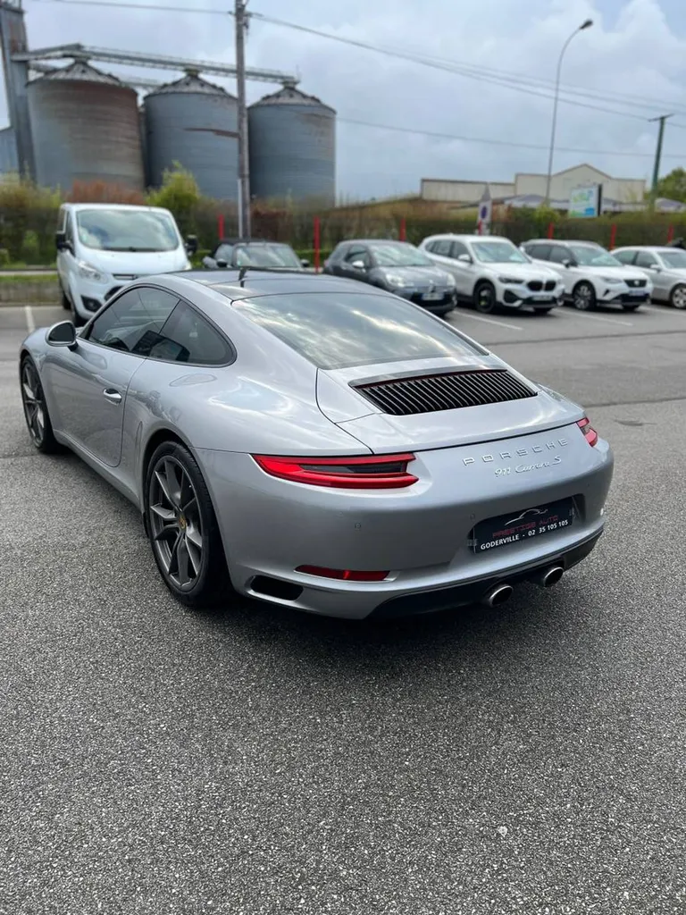 A vendre Porsche 911 Carrera S grise